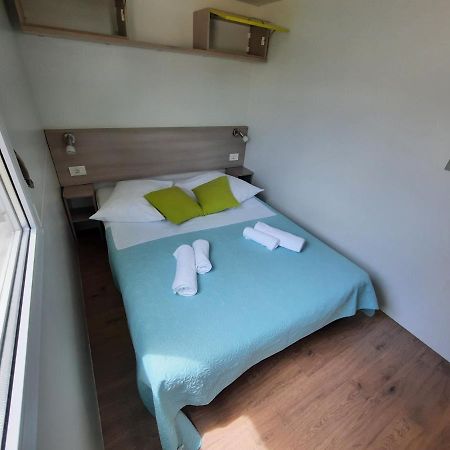 Kamp Rujno Hotel Starigrad Exterior photo