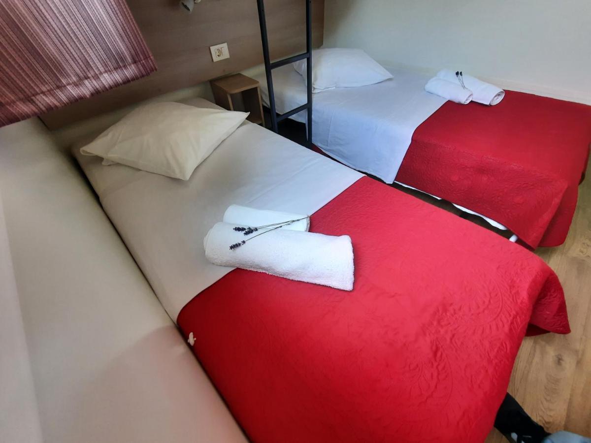 Kamp Rujno Hotel Starigrad Exterior photo