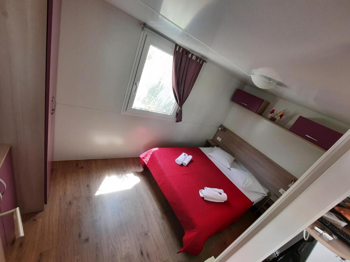 Kamp Rujno Hotel Starigrad Exterior photo