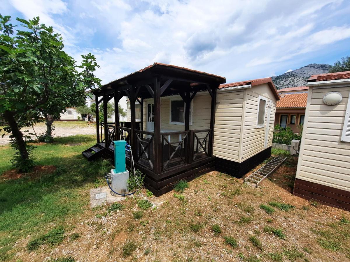 Kamp Rujno Hotel Starigrad Exterior photo